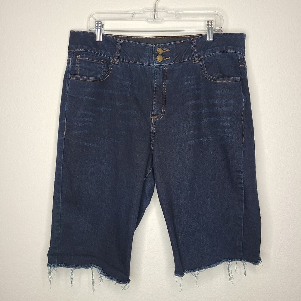 Lane Bryant Dark Wash Blue Denim Bermudas Raw Hem Cutoff Straight Fit Jeans 18